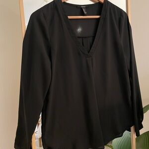Forever 21 Black V-Neck Blouse